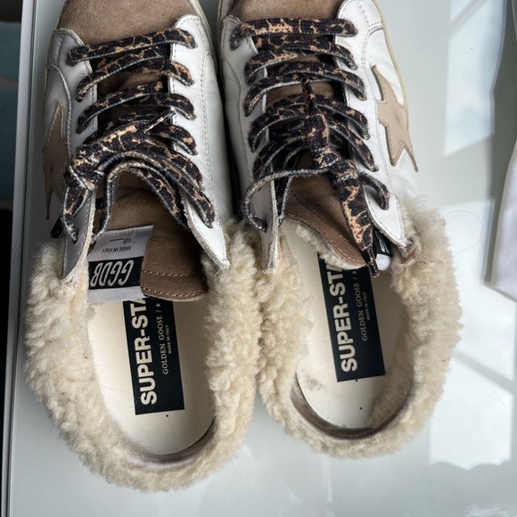 Size 41 golden goose slides with fur great condition. W/BOX Original price $1025 - Picture 4 of 12